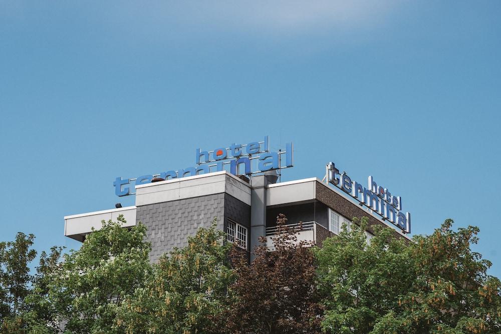 Terminal Hotel Koeln Exterior photo